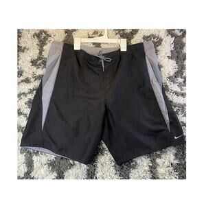 Nike Black/Gray Polyester Woven Athletic Shorts Men's Elastic Waist Pockets